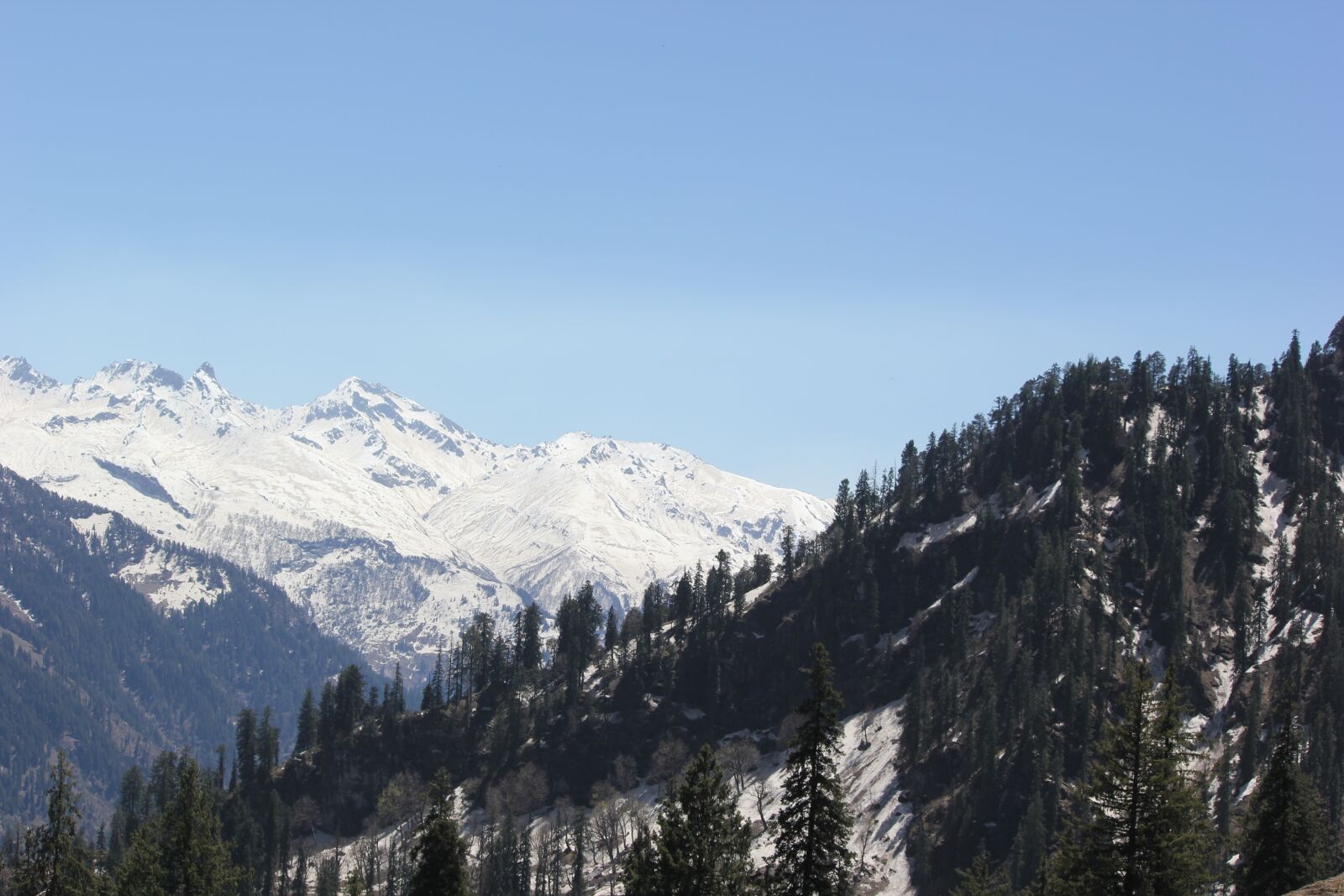 Canon EOS 550D (EOS Rebel T2i / EOS Kiss X4) sample photo. Himalayas, manali, hills photography