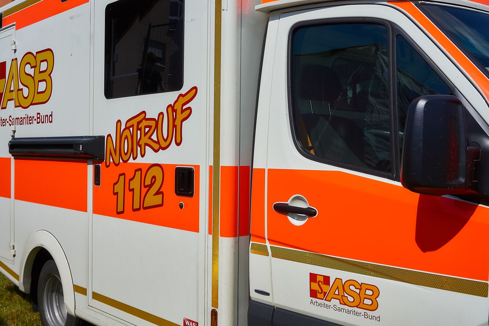 Sony a6000 sample photo. Ambulance, asb, emergency photography