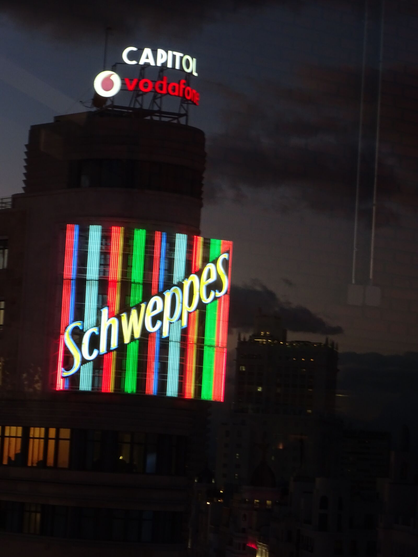 Sony DSC-HX60 sample photo. Madrid, advertising, lights photography