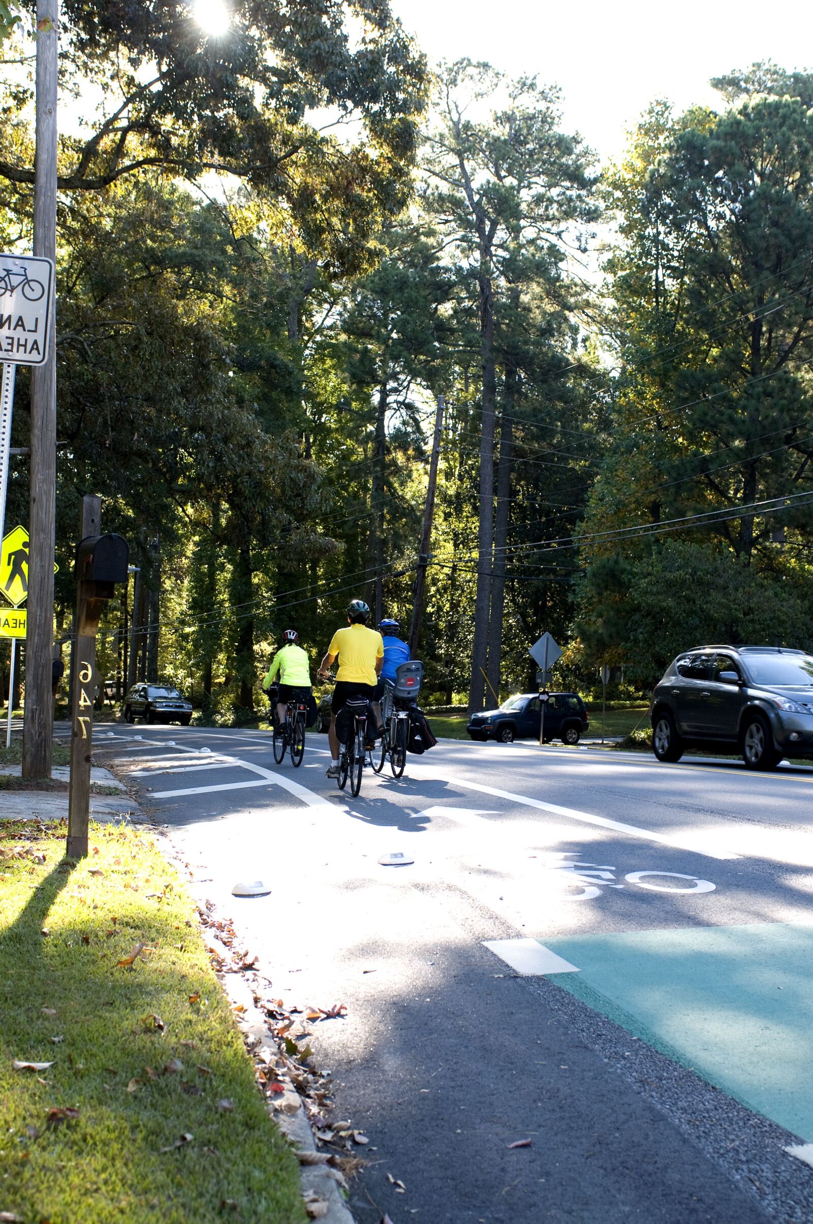 Nikon D300 sample photo. Three, bicyclists, embarked, morning photography