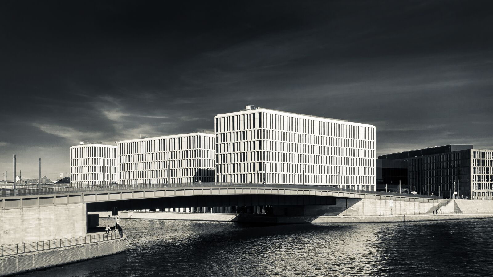 Olympus OM-D E-M10 sample photo. Architecture, black and white photography