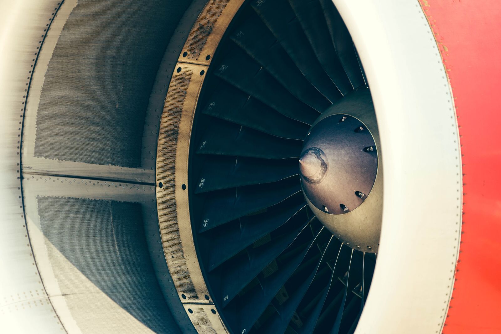 Sony a7 II + Sony FE 24-240mm F3.5-6.3 OSS sample photo. Aircraft engine, aviation, close-up photography