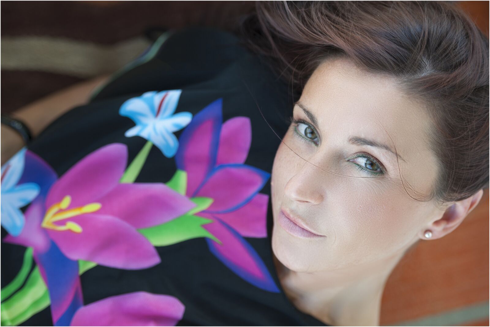 Nikon D700 sample photo. Lady, woman, flowers photography