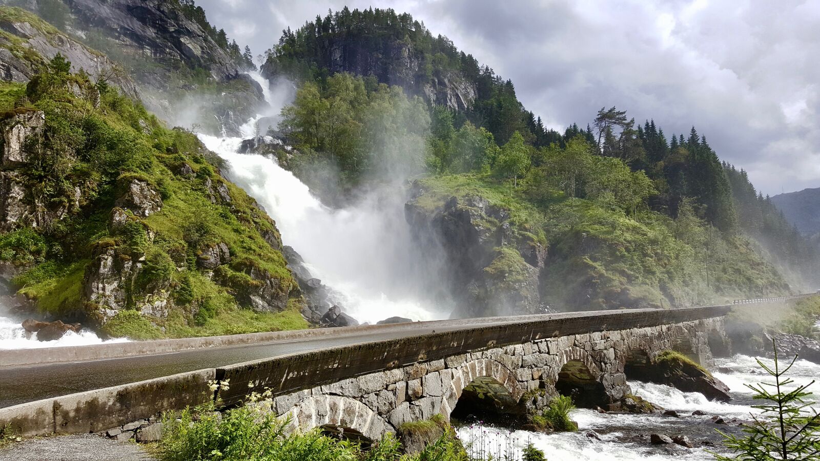 Samsung GALAXY S6 edge sample photo. Waterfall, norway, scandinavia photography