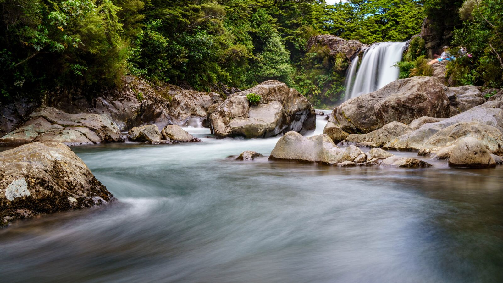 Sony a6500 + Sony Vario-Tessar T* E 16-70mm F4 ZA OSS sample photo. Waters, nature, river photography