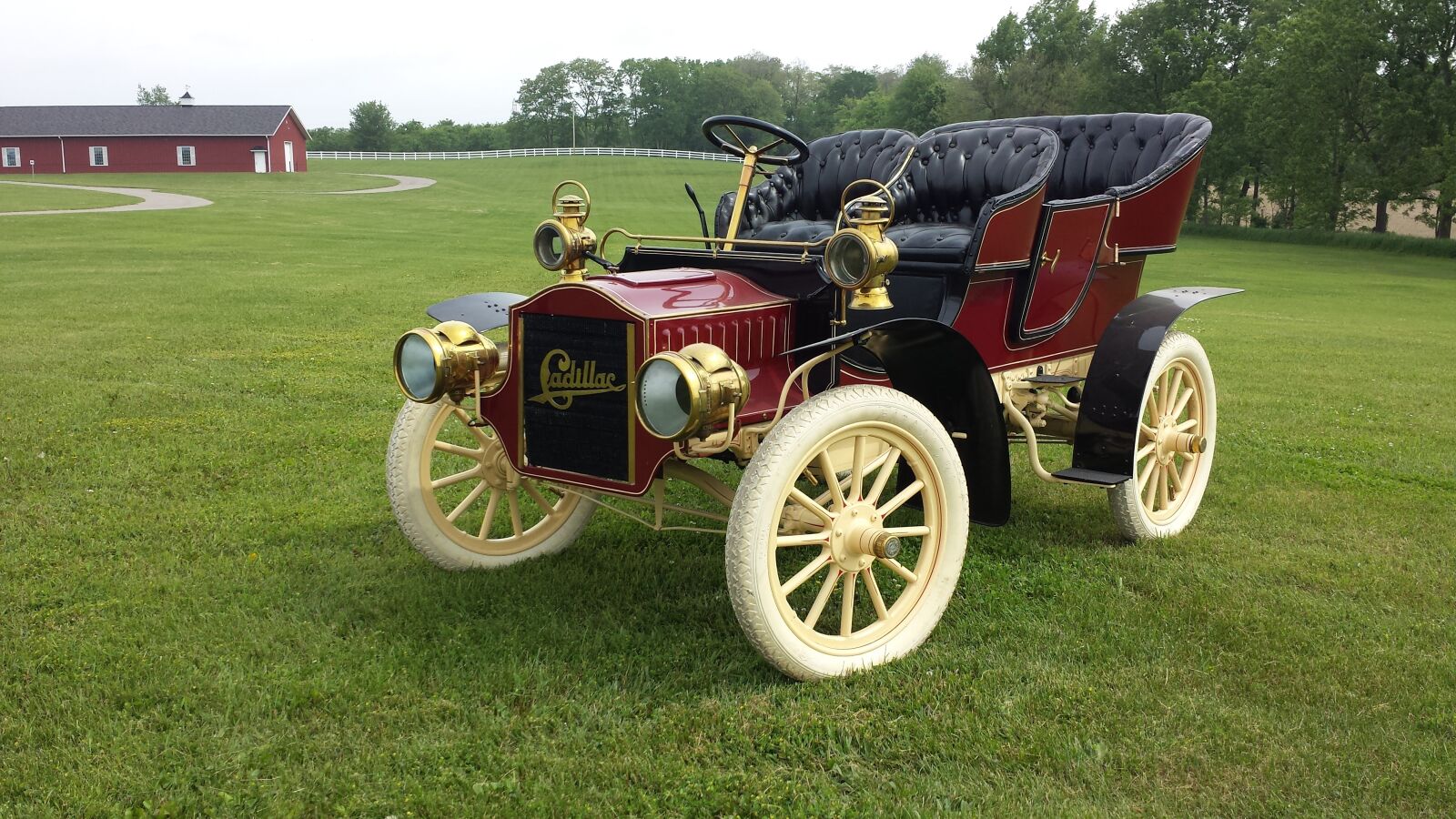 Samsung Galaxy S4 sample photo. Cadillac, antique car, free photography