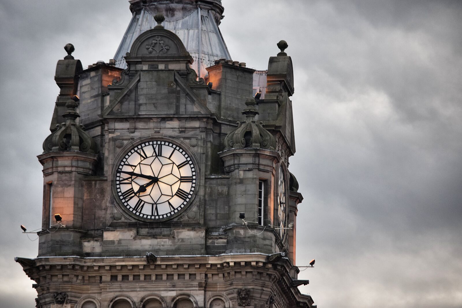 Nikon D3300 sample photo. Edinburgh, scotland, gloomy photography