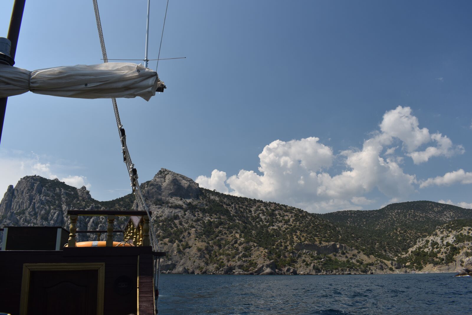Nikon D3400 sample photo. Ship, sea, mountains photography