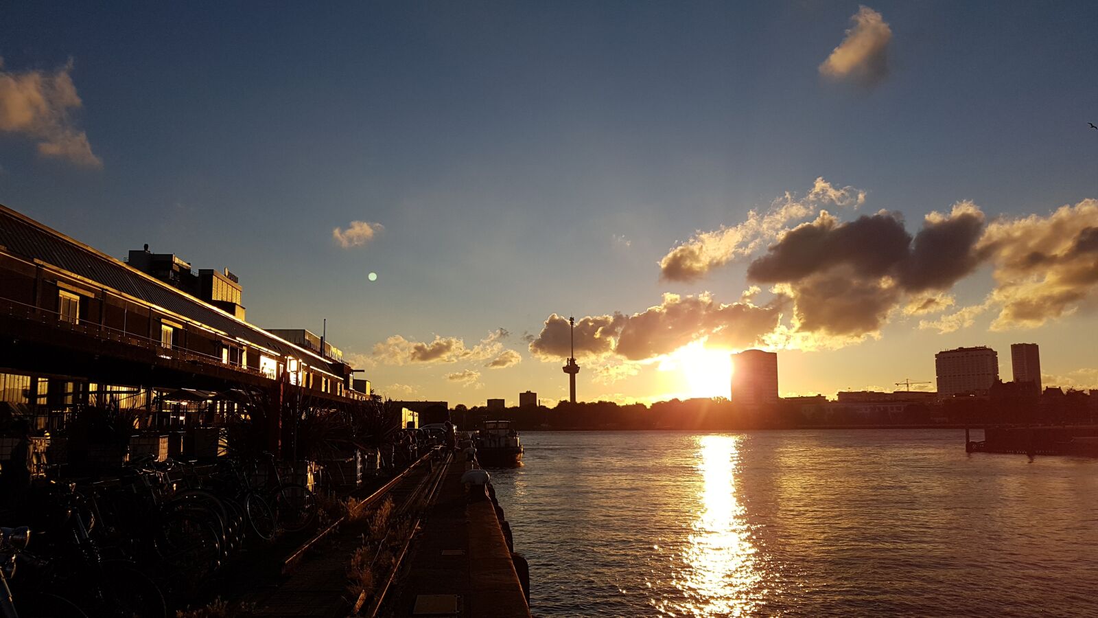Samsung Galaxy S7 Edge sample photo. Rotterdam, sunset, holidays photography