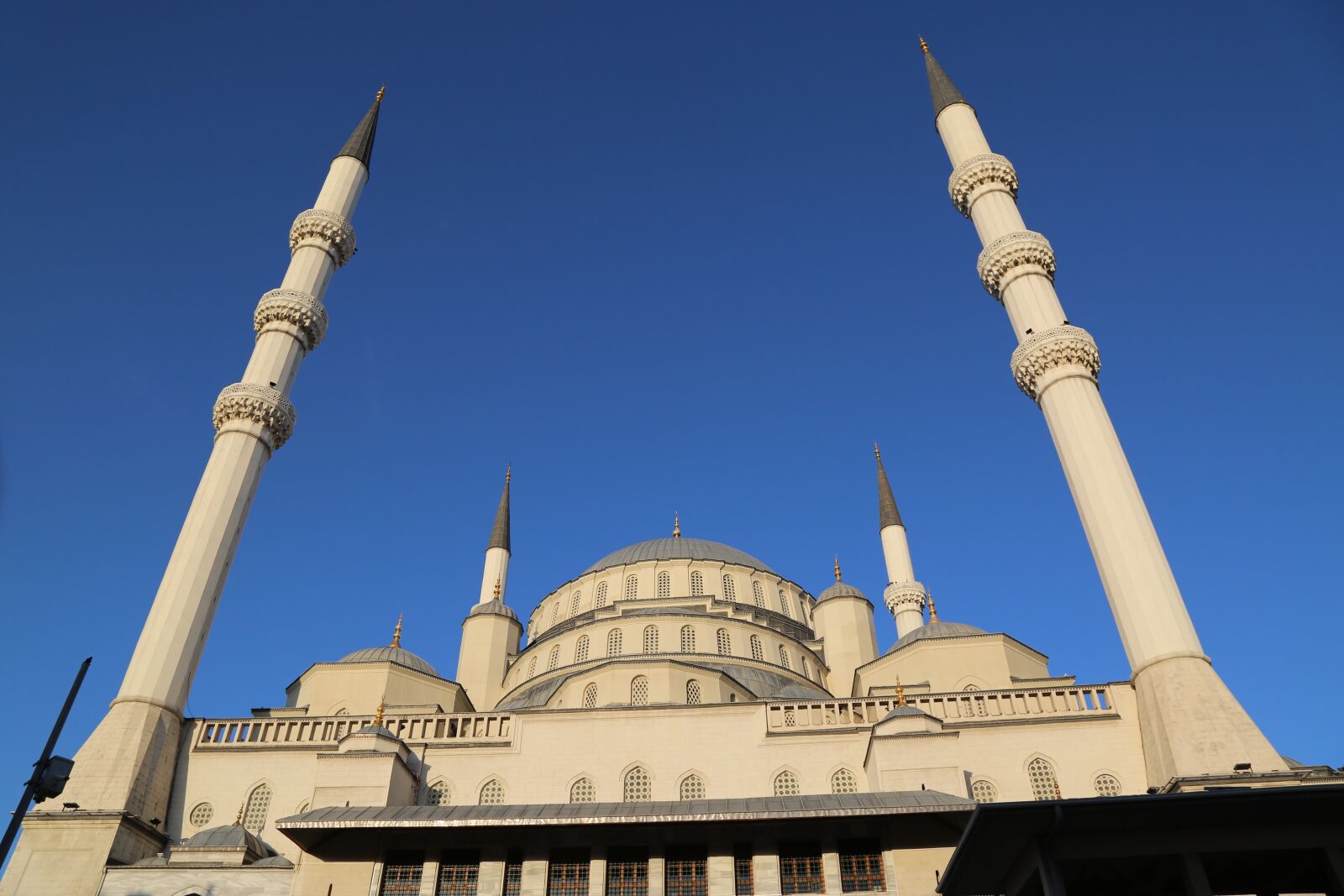 Canon EF 24-105mm F4L IS USM sample photo. Minaret, architecture, sky photography