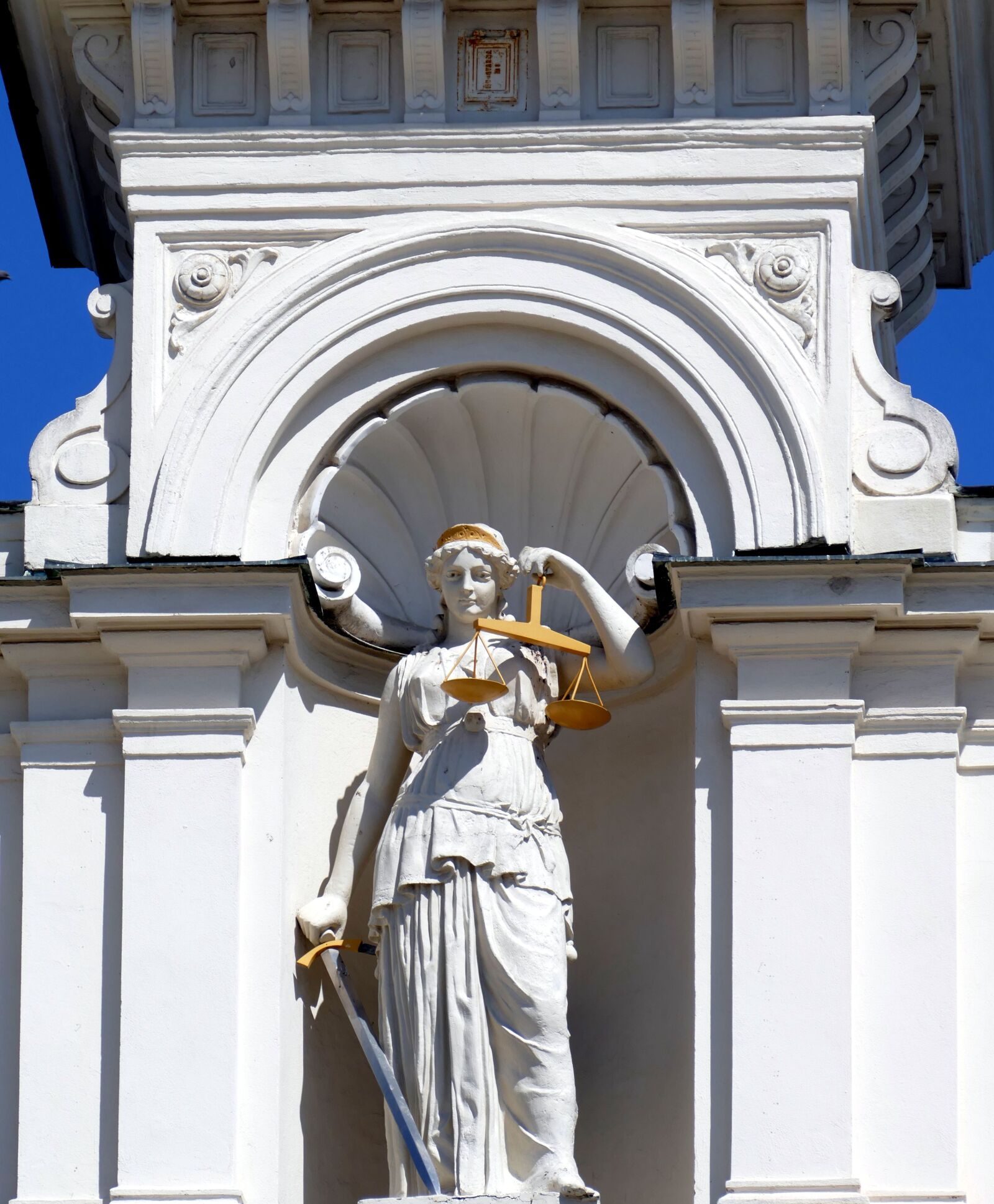 Panasonic Lumix DMC-FZ1000 sample photo. Uppsala, sweden, architecture photography