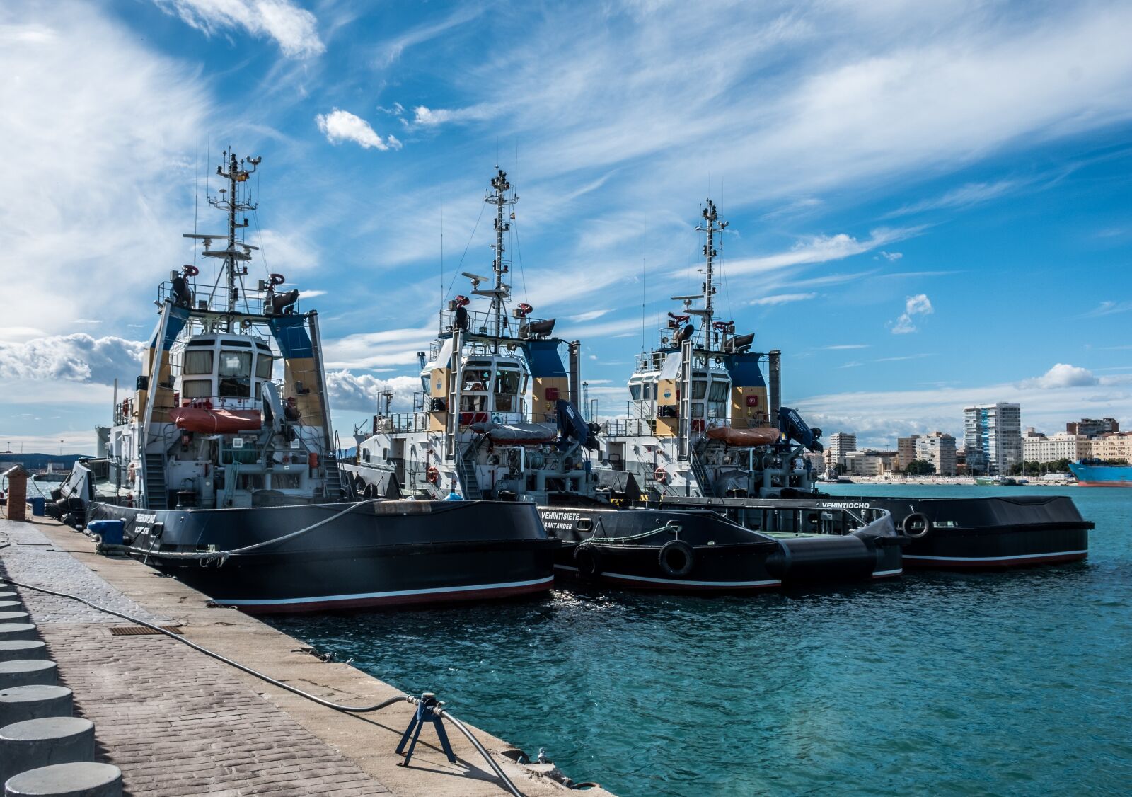 Fujifilm X-T2 sample photo. Malaga, port, spring photography