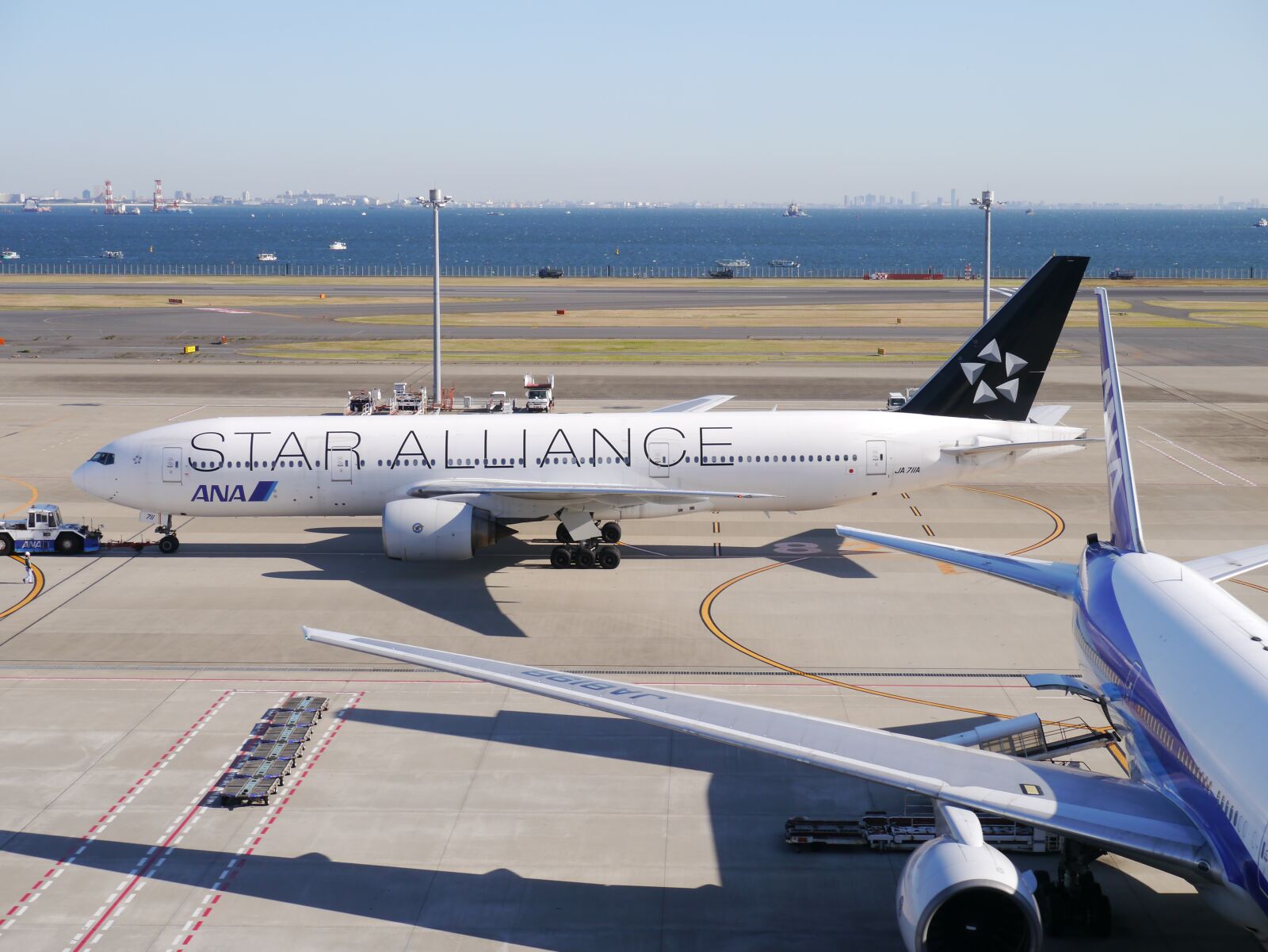 Panasonic Lumix DMC-GX1 sample photo. Haneda, haneda airport, airport photography
