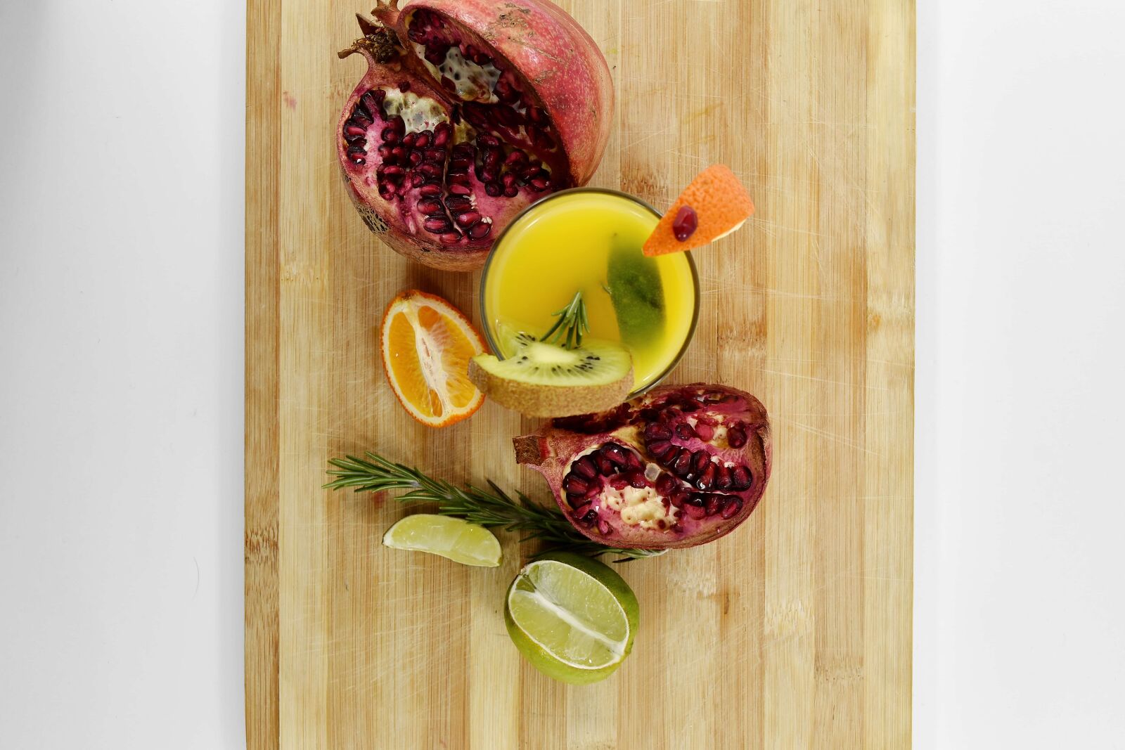 Nikon D5500 sample photo. Fresh, fruit cocktail, lemon photography