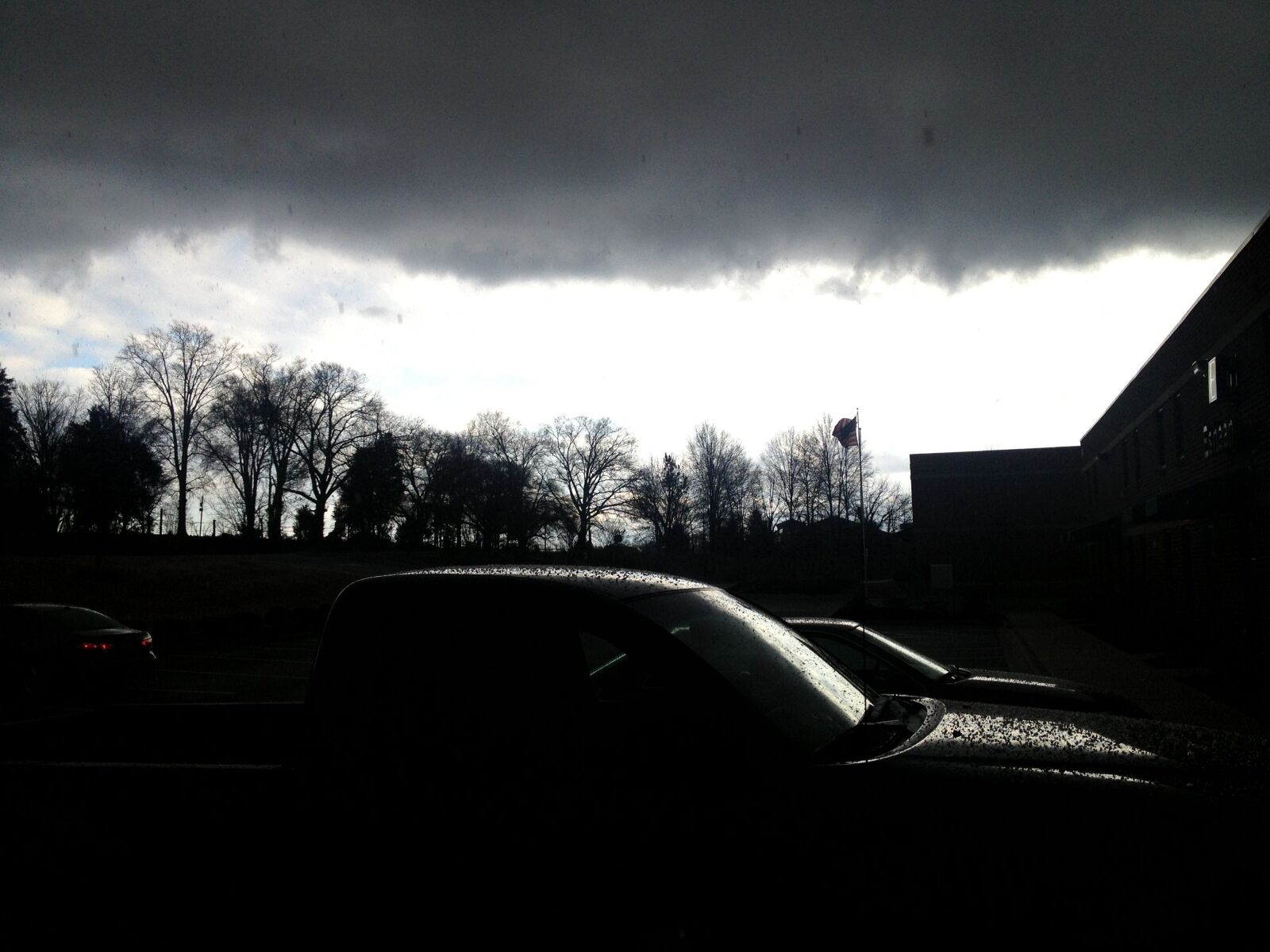 Apple iPhone 4S sample photo. Rain, dark, truck photography