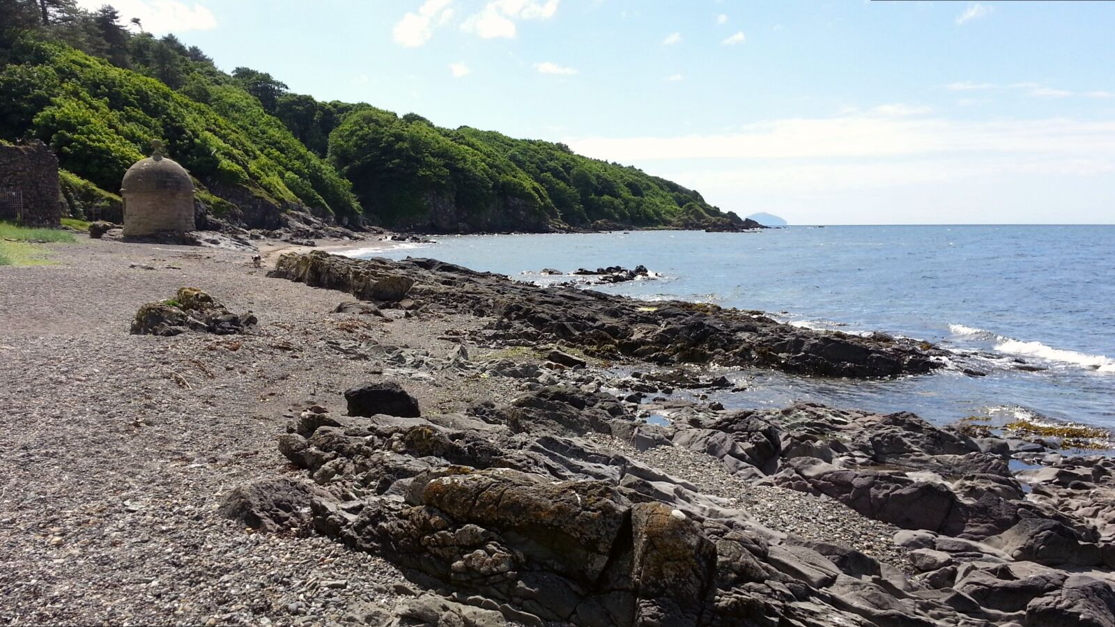 Samsung Galaxy Note2 sample photo. Rocky, beach, rocks photography