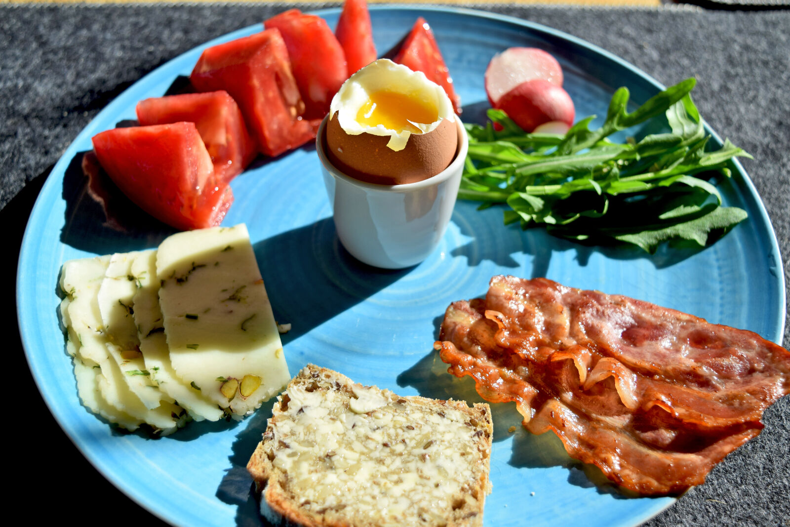 Nikon D3300 sample photo. Eggs, and, bacon, theme photography