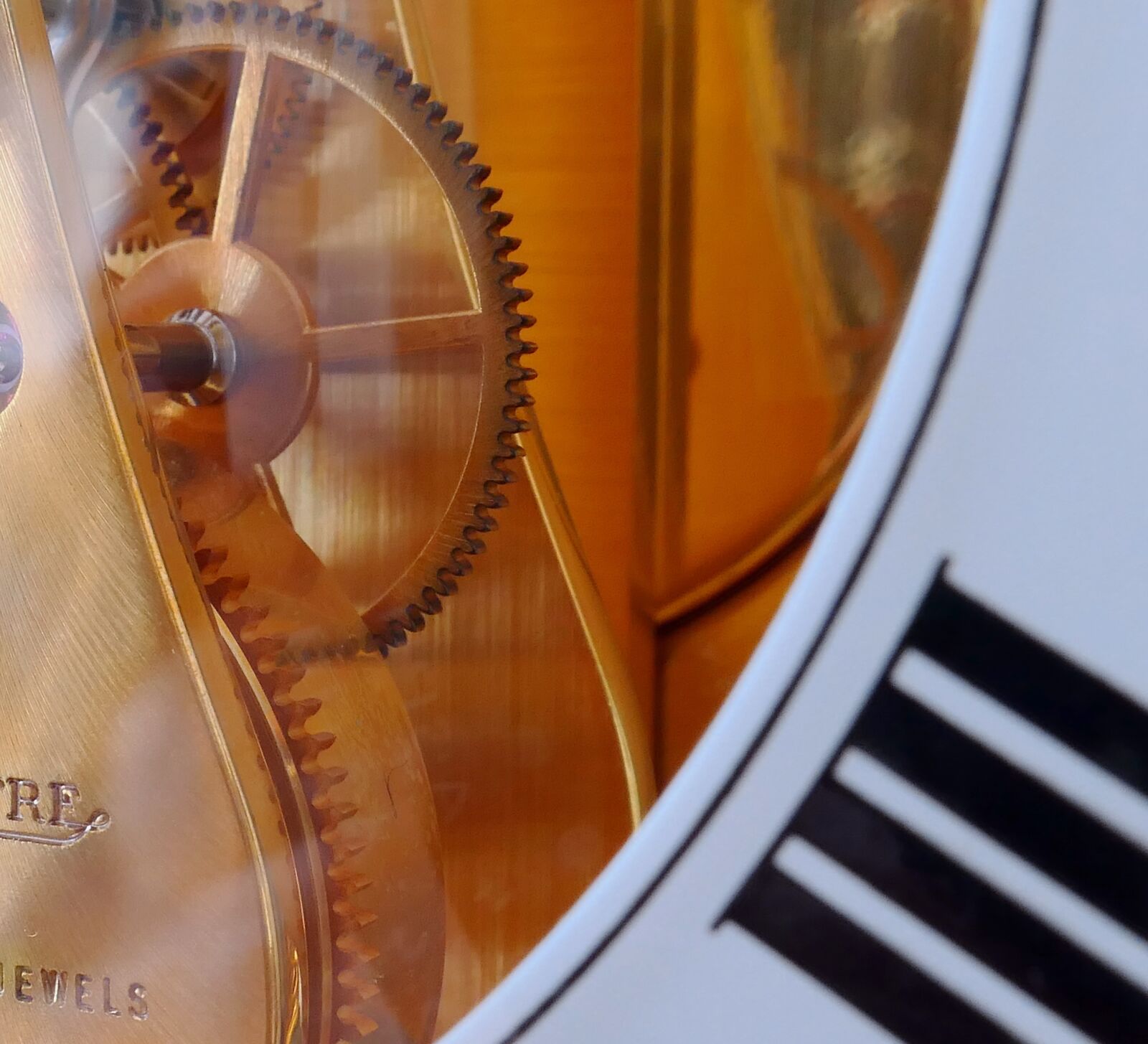 Panasonic Lumix DMC-LX10 (Lumix DMC-LX15) sample photo. Clock, movement, gear photography