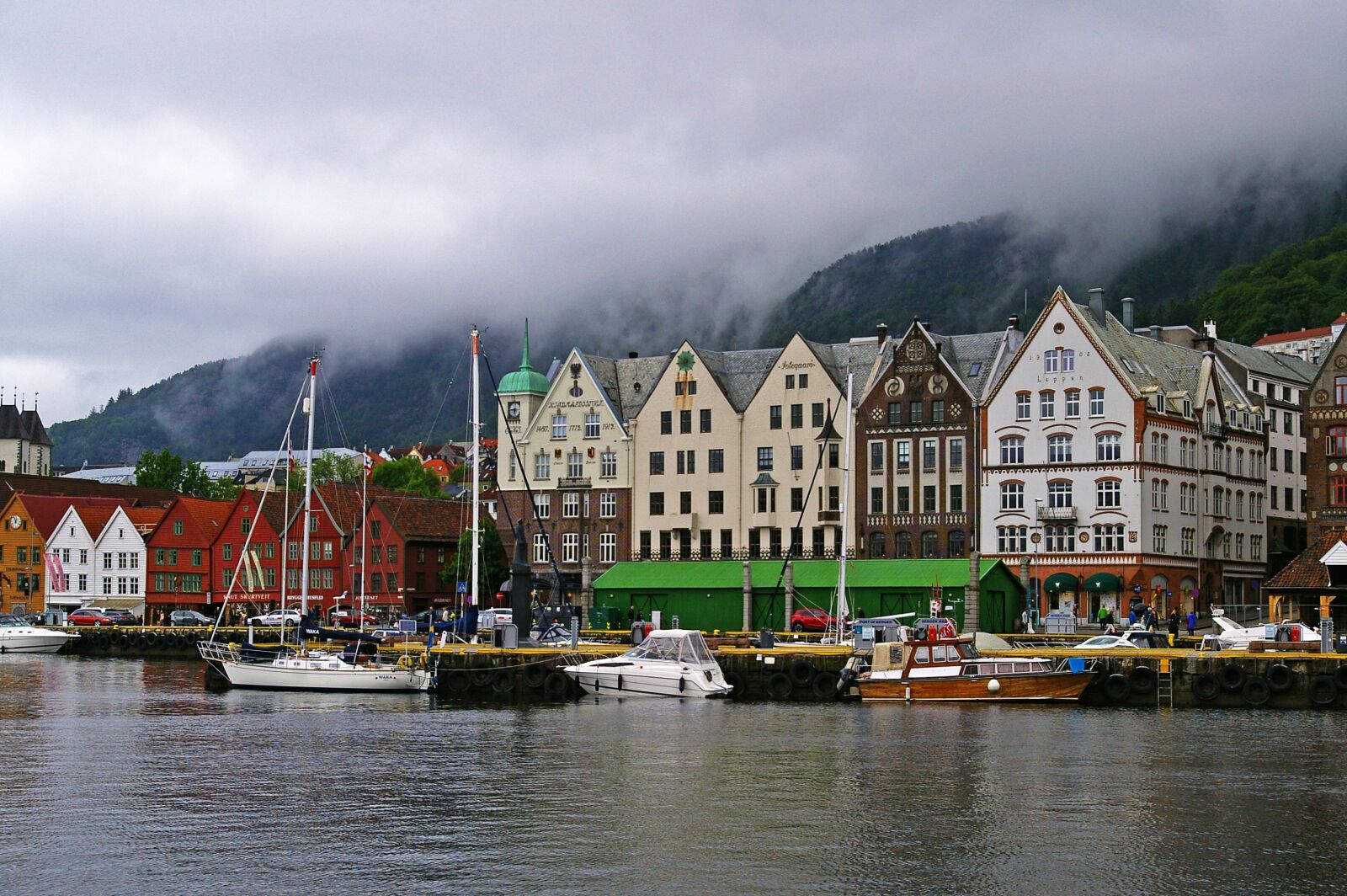 Pentax *ist DL2 sample photo. Mountains, norway, scandinavia photography