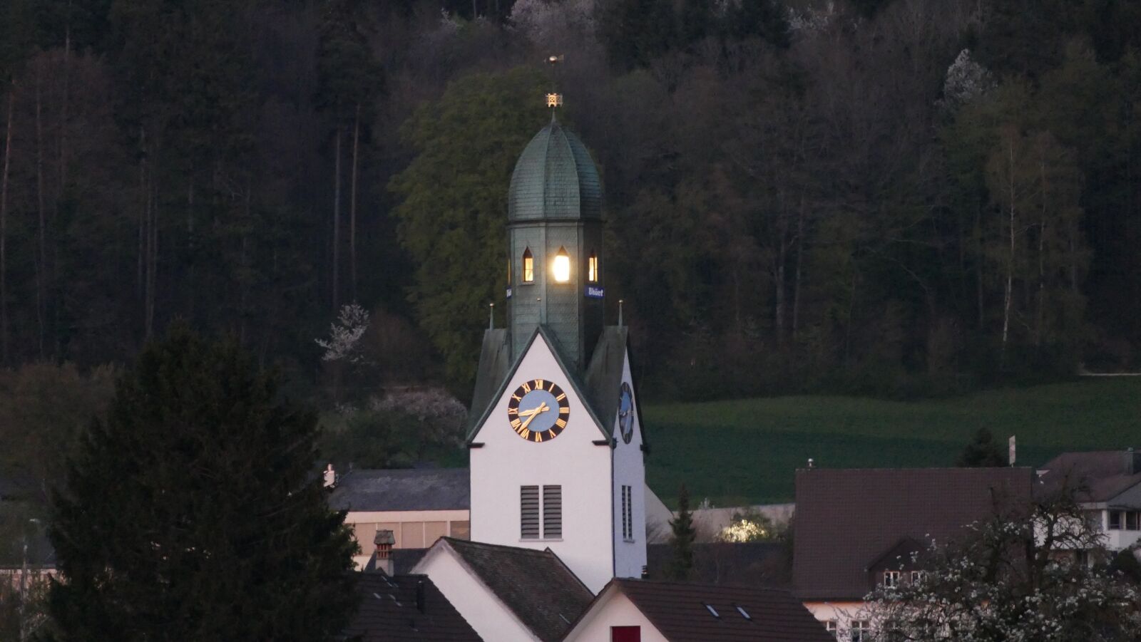 Panasonic Lumix DMC-FZ1000 sample photo. Church, otelfingen, lighthouse photography