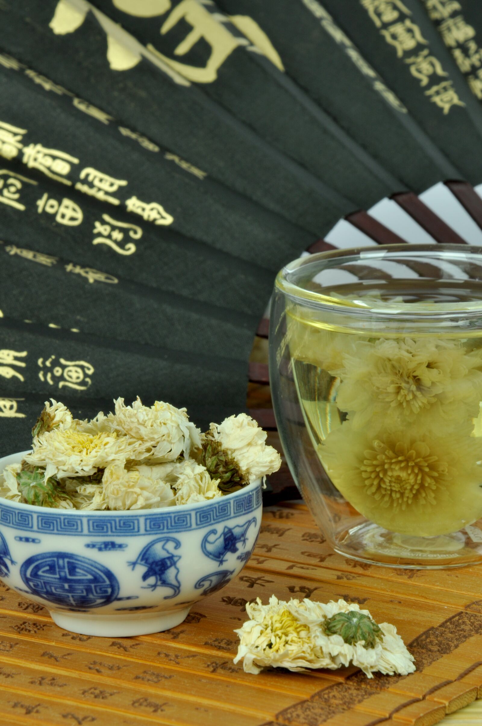 Nikon D90 sample photo. Tea, tea drink, chrysanthemum photography