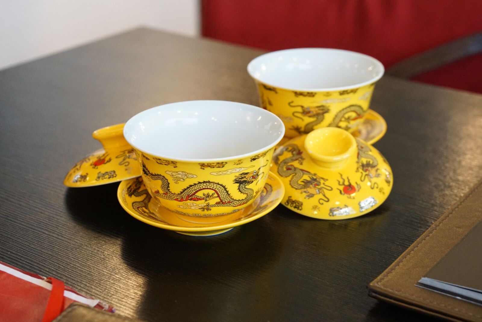 Sony a6000 + Sony Vario-Tessar T* E 16-70mm F4 ZA OSS sample photo. Chinese tea cups, tea photography