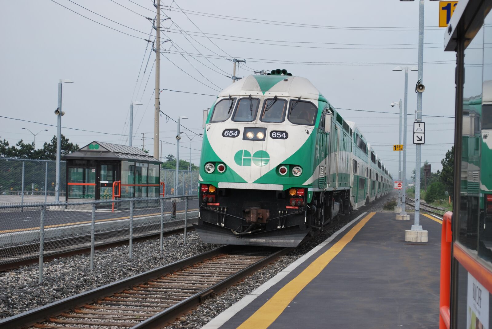 Nikon D60 sample photo. Transit, train, transport photography