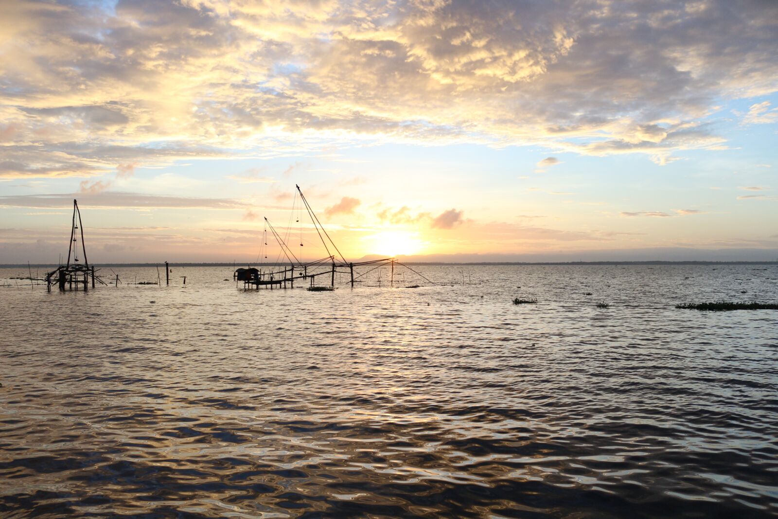 Canon EOS 700D (EOS Rebel T5i / EOS Kiss X7i) sample photo. Back, waters photography