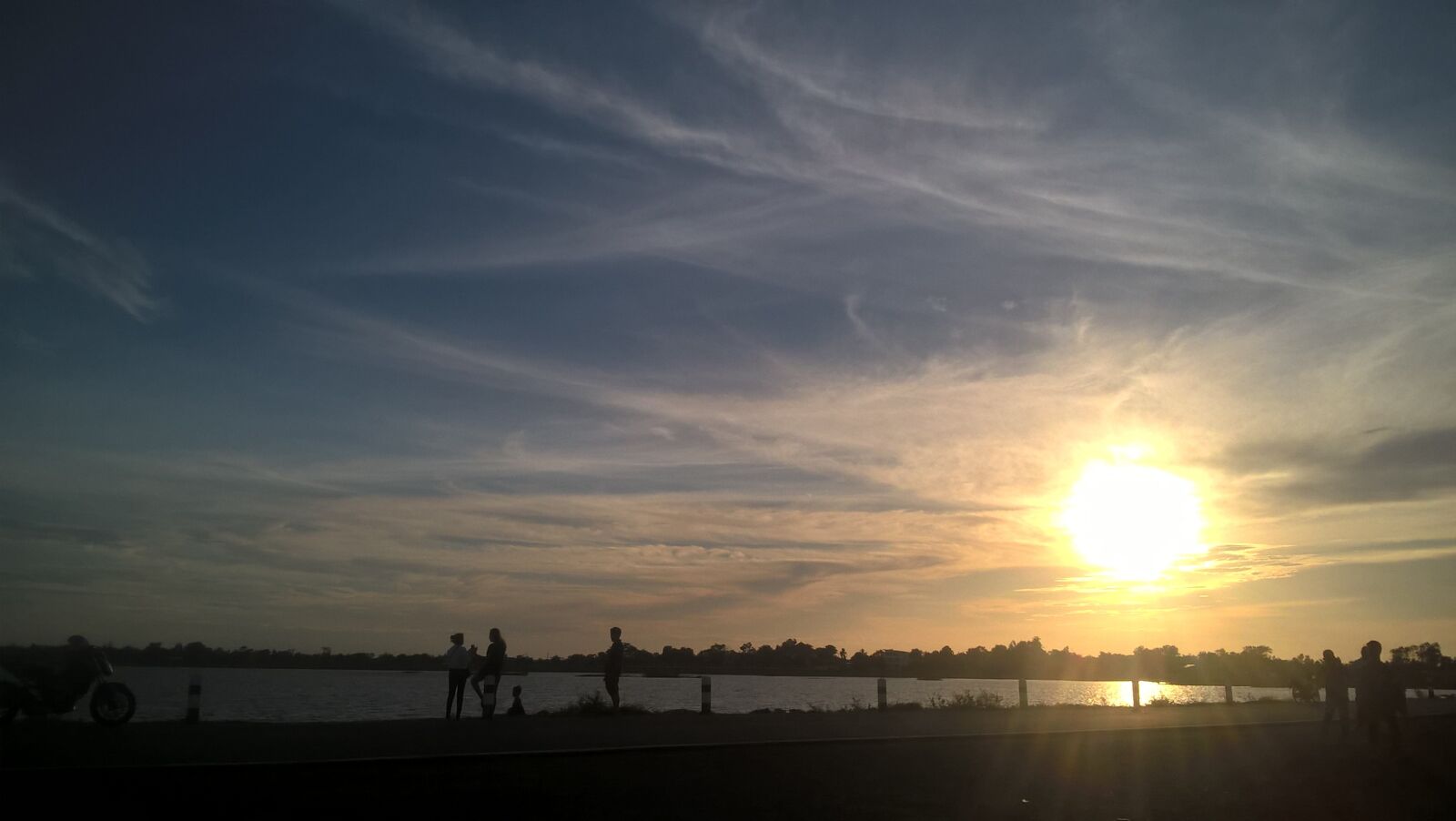 Microsoft Lumia 640 LTE sample photo. Sunset, sunlighะ, river photography