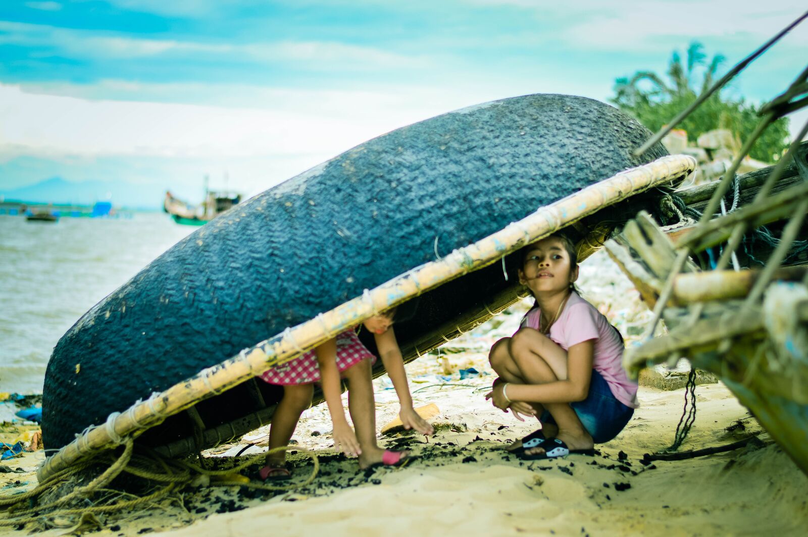 Nikon D3200 sample photo. Kids, children, beach photography