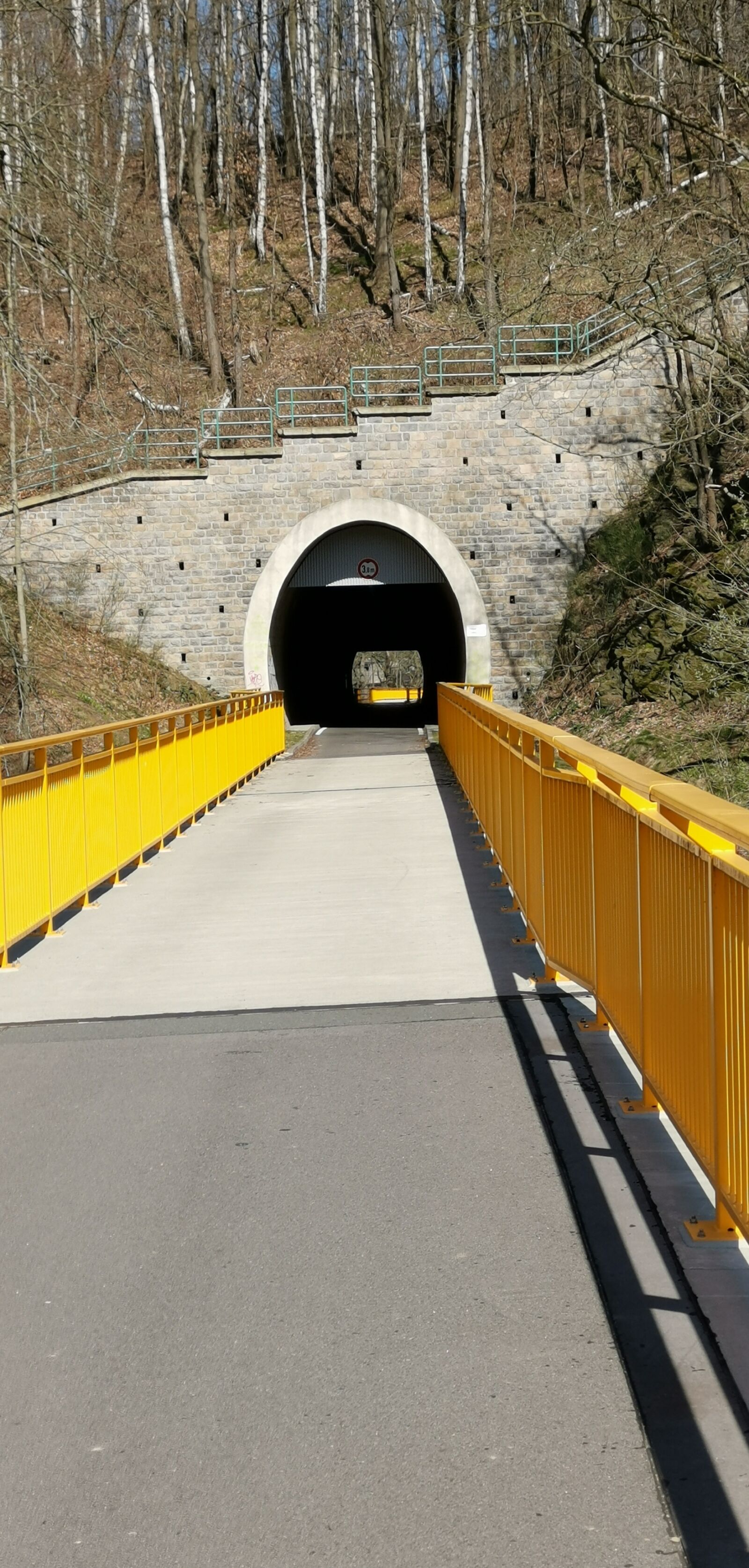 HUAWEI Mate 20 Pro sample photo. The tunnel entrance, tunnel photography