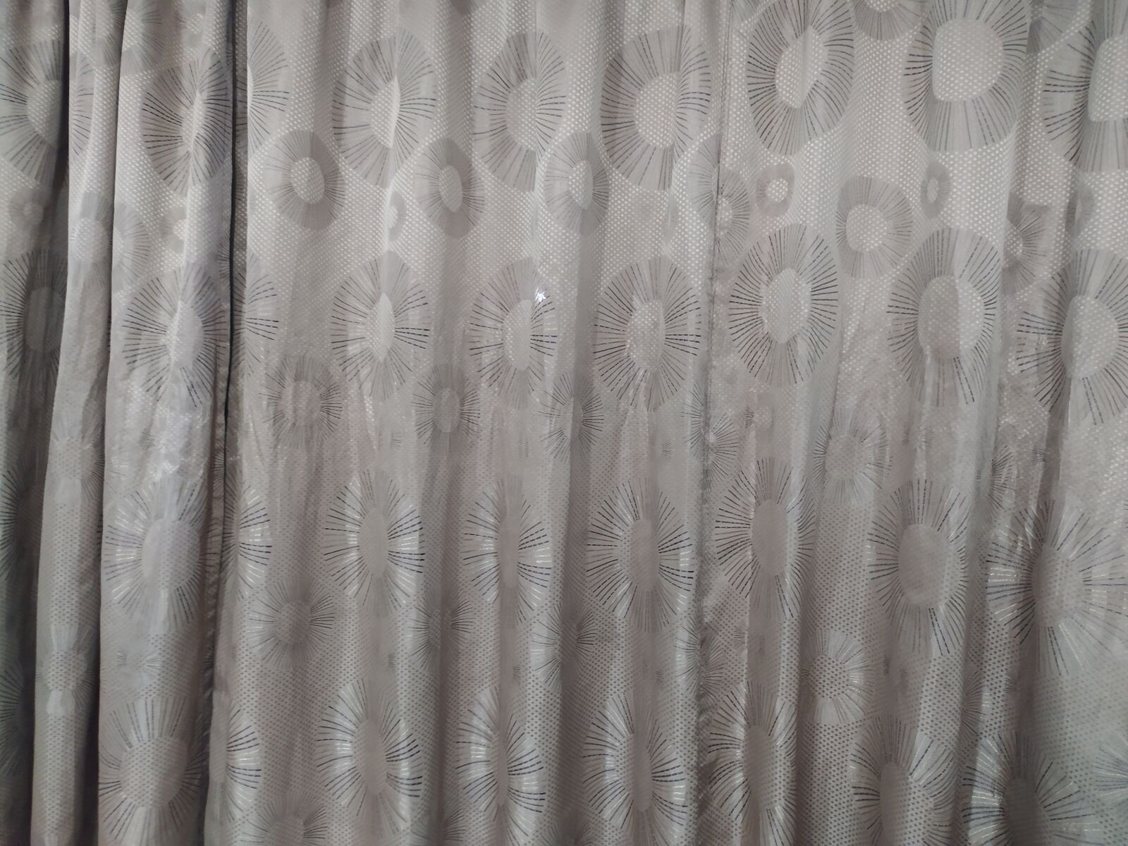 Xiaomi Redmi Note 8 sample photo. Curtain, home, terrace photography