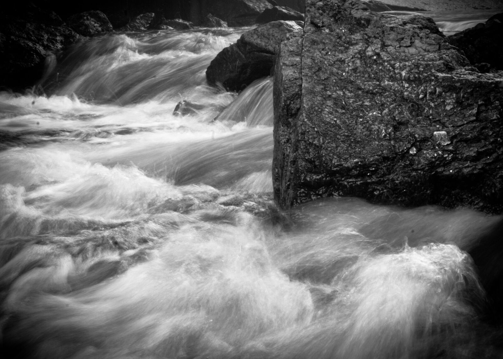 Nikon D80 sample photo. Water, cascade, black and photography