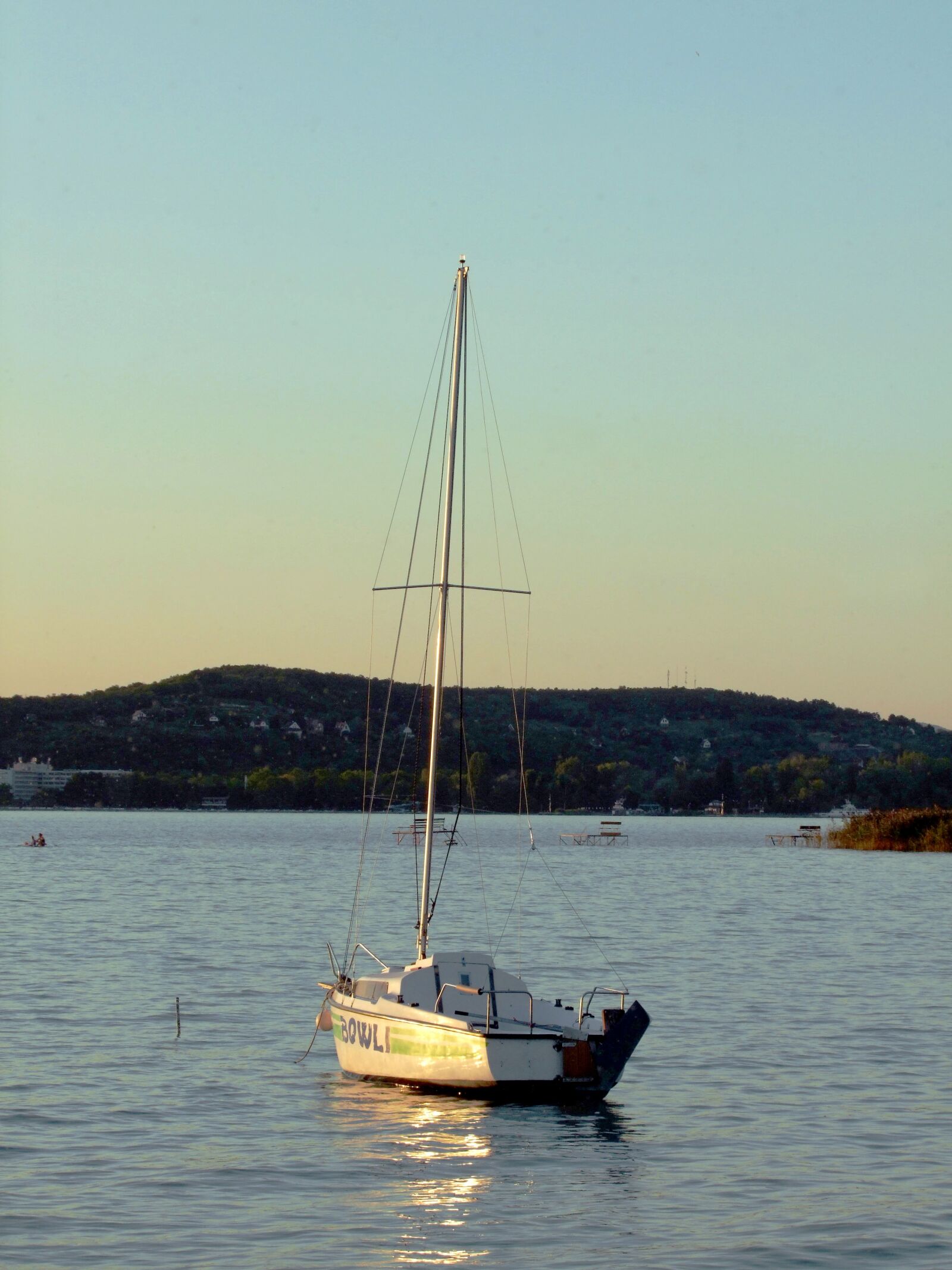 Fujifilm FinePix S100fs sample photo. Boat, sailing, lake photography