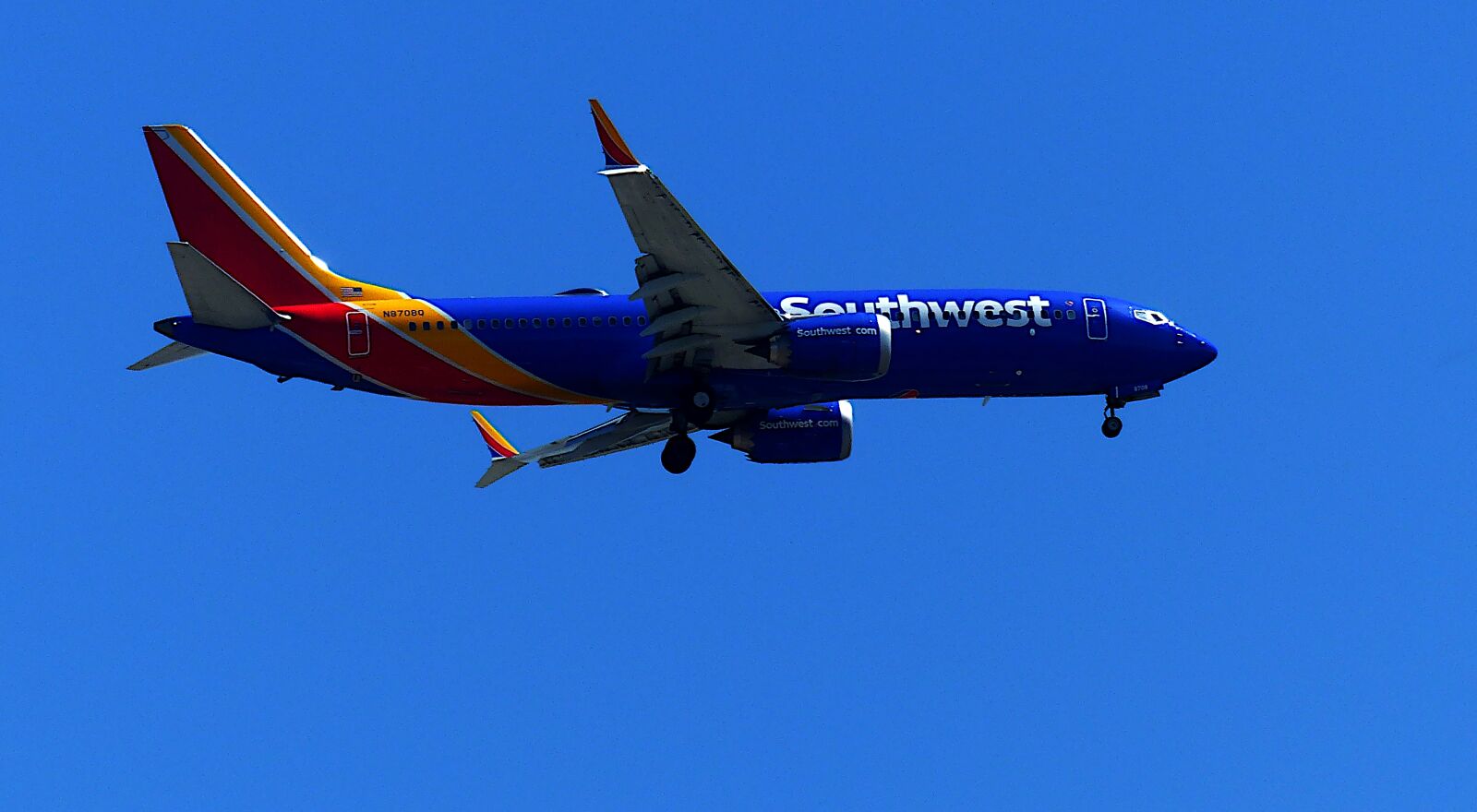 Panasonic Lumix DMC-FZ200 sample photo. Transport, aircraft, travel photography