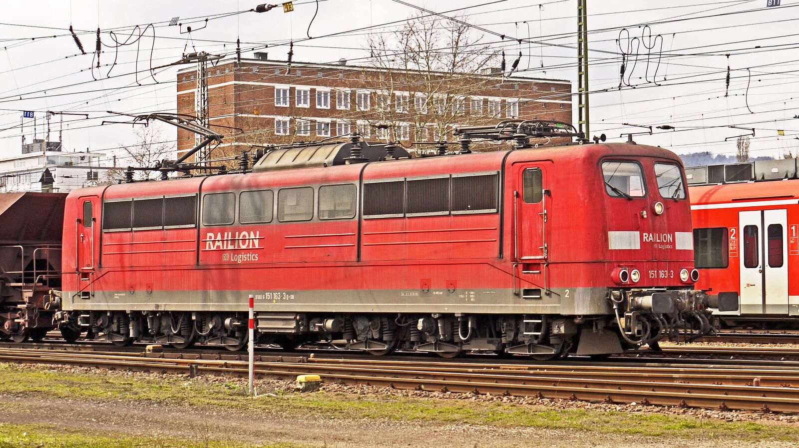 Panasonic Lumix DMC-G1 sample photo. Electric locomotive, goods train photography