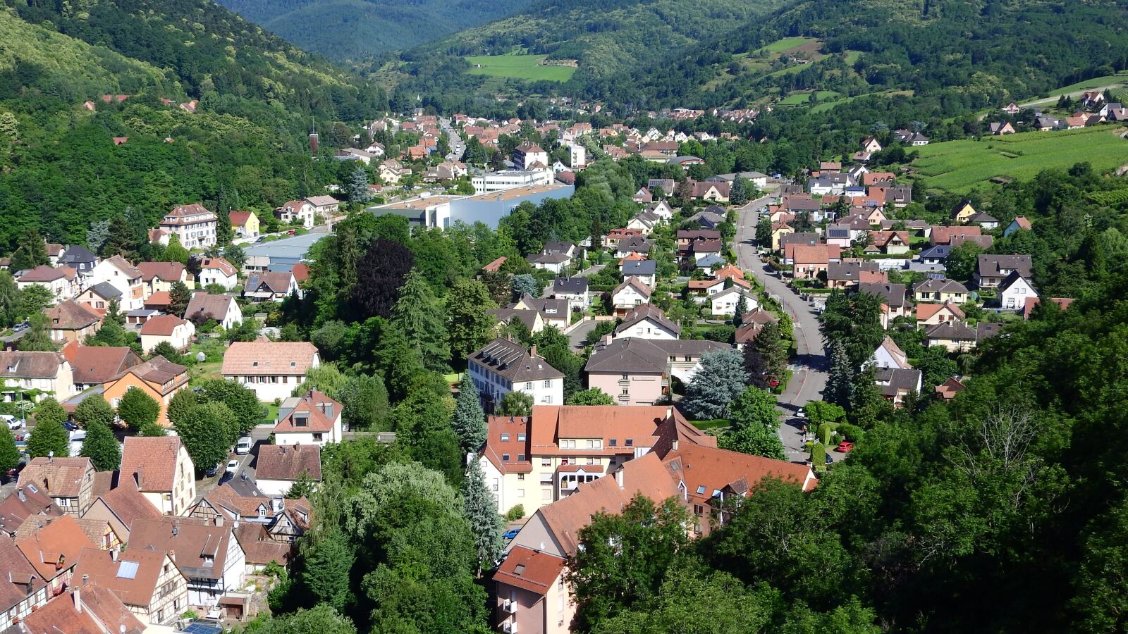 Nikon Coolpix P610 sample photo. Kaysersberg, alsace, france photography