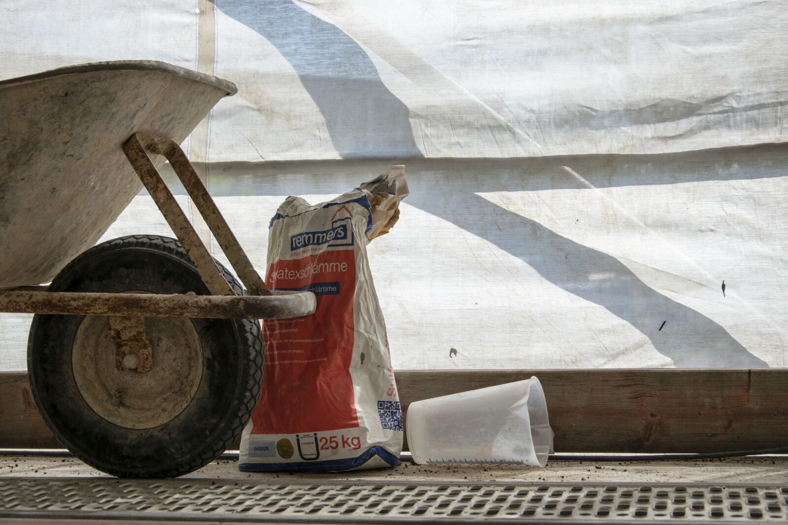 Nikon D5300 sample photo. Site, construction site scaffolding photography