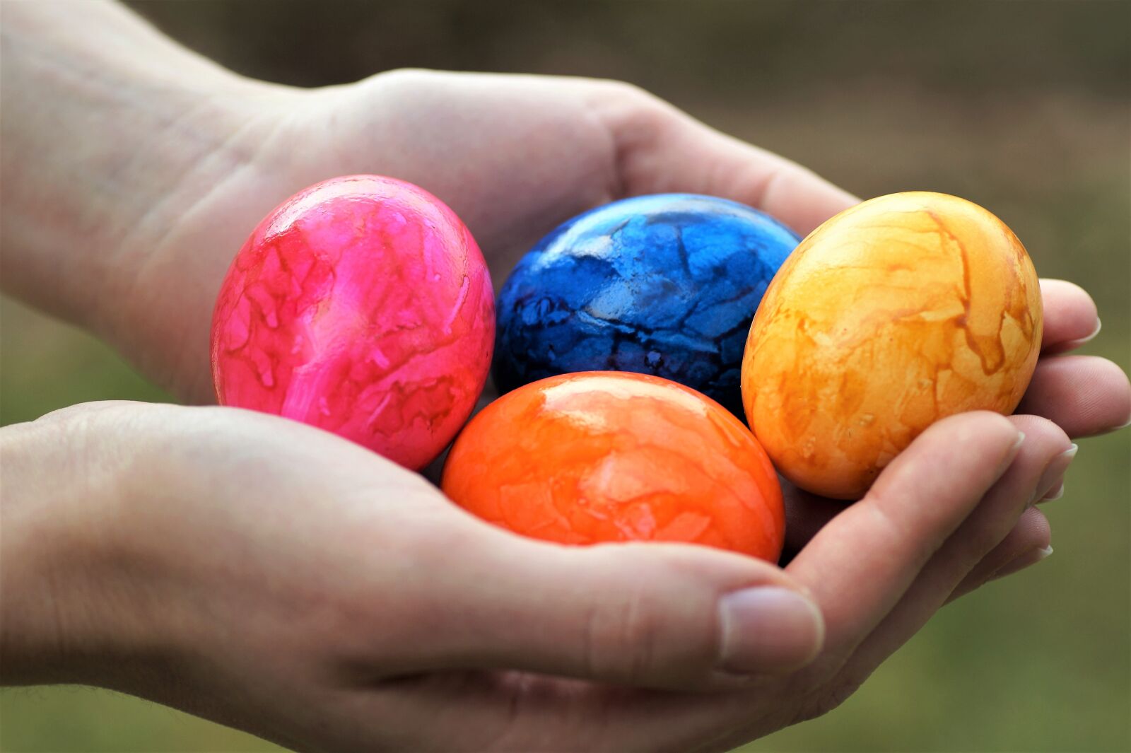 Sony SLT-A58 sample photo. Easter, eggs, whip photography