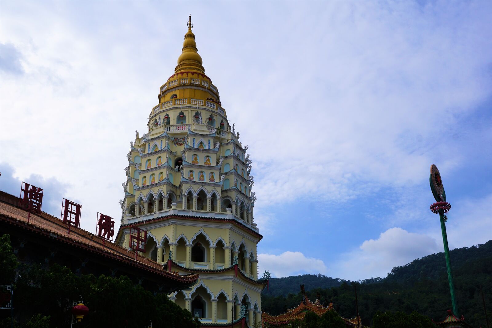 Sony ILCA-77M2 + Sony DT 16-50mm F2.8 SSM sample photo. Architecture, religion, travel photography