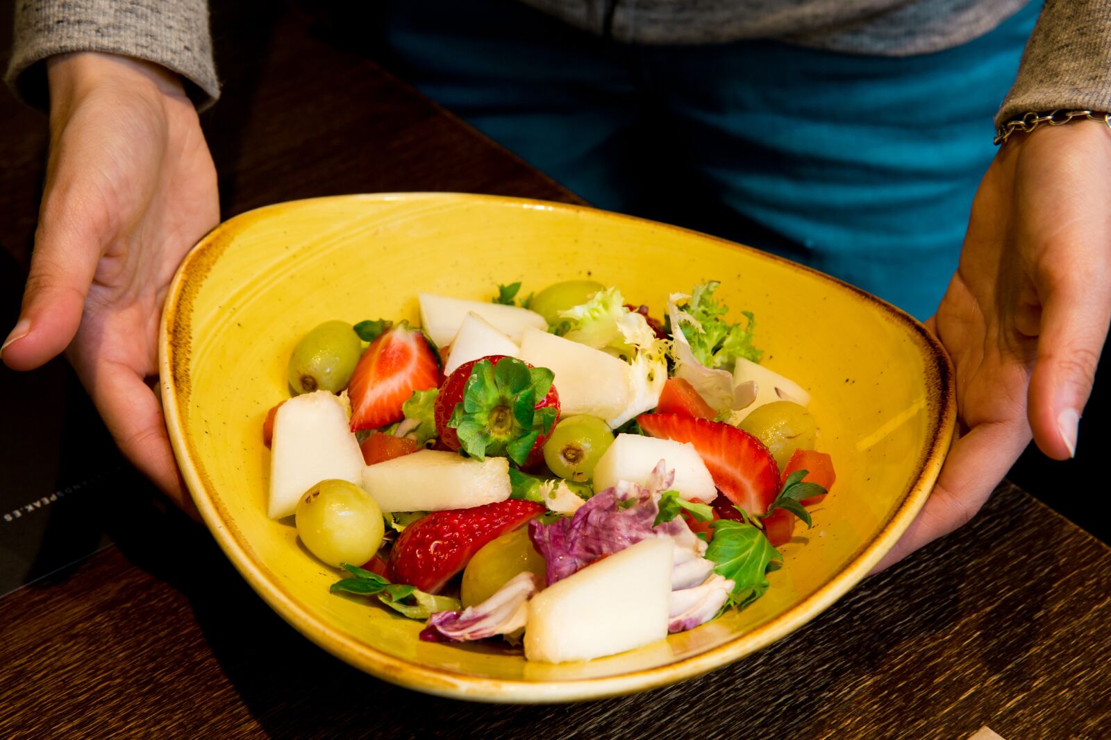 Canon EF 24-70mm F2.8L II USM sample photo. Fruit, restaurant, gastronomic photography
