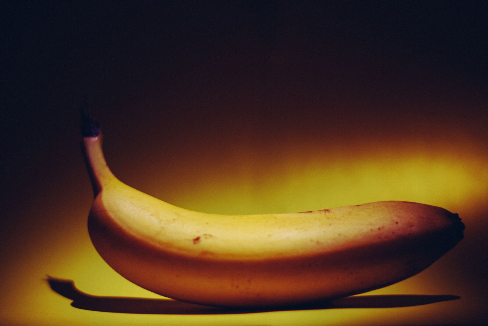 Nikon D5200 + Nikon AF-S Nikkor 50mm F1.4G sample photo. Banana, food photography