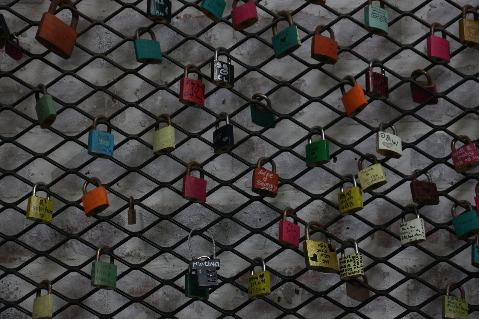 Canon EOS 700D (EOS Rebel T5i / EOS Kiss X7i) sample photo. Locks, love, padlock photography