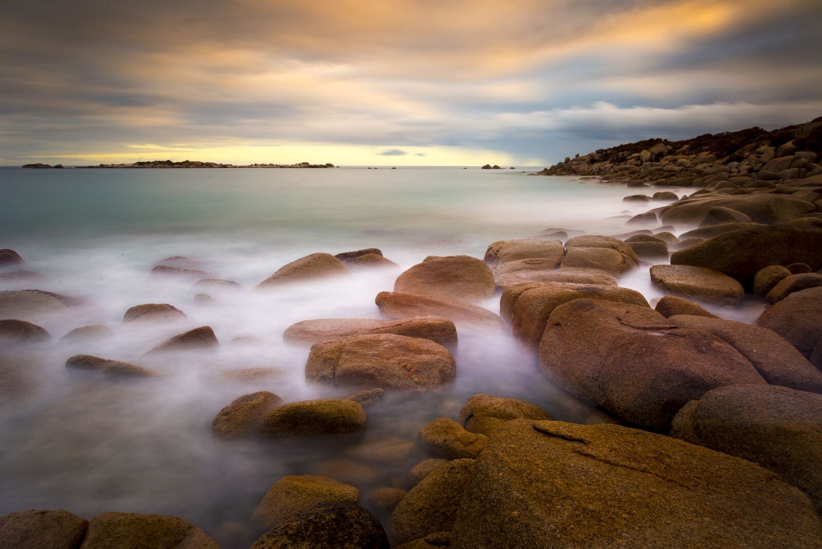 Nikon D610 sample photo. Beach, rocks, sand photography