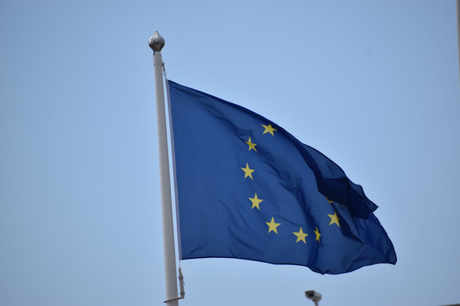 Nikon D5600 sample photo. Flag, europe, euro photography