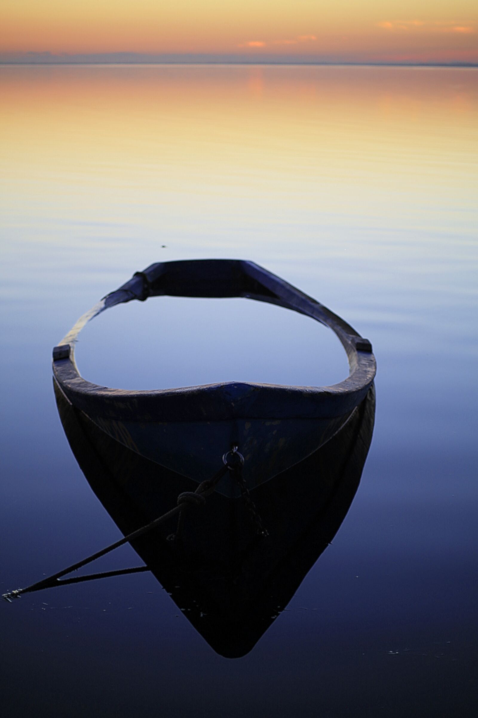 Canon EOS 5D Mark III sample photo. Boat, water, sun photography