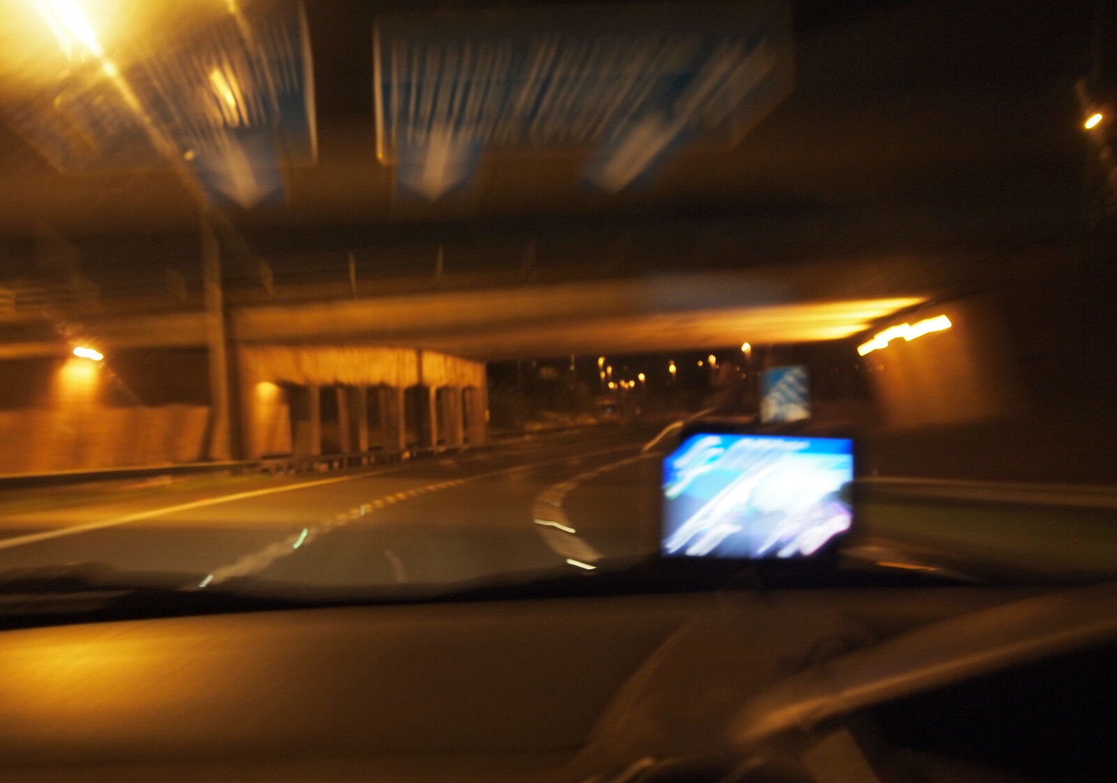 Olympus PEN E-PL2 sample photo. Night photography