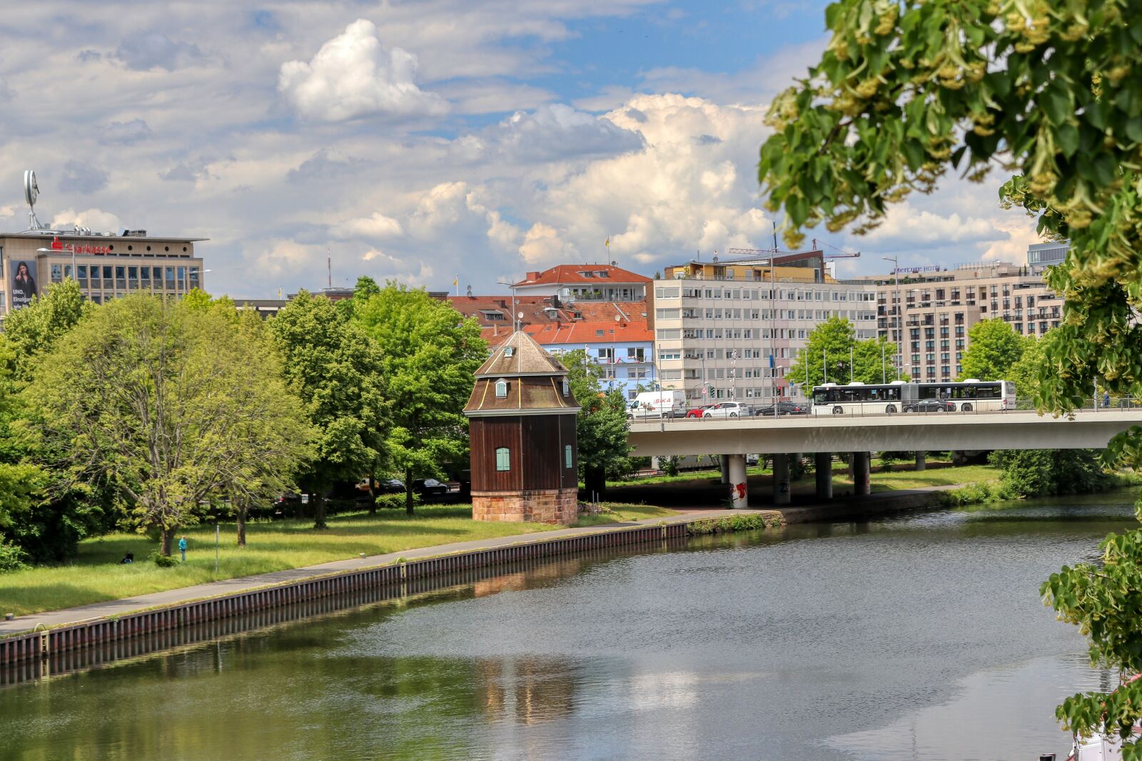 Canon EOS 80D sample photo. Saarbrücken, river, saar photography