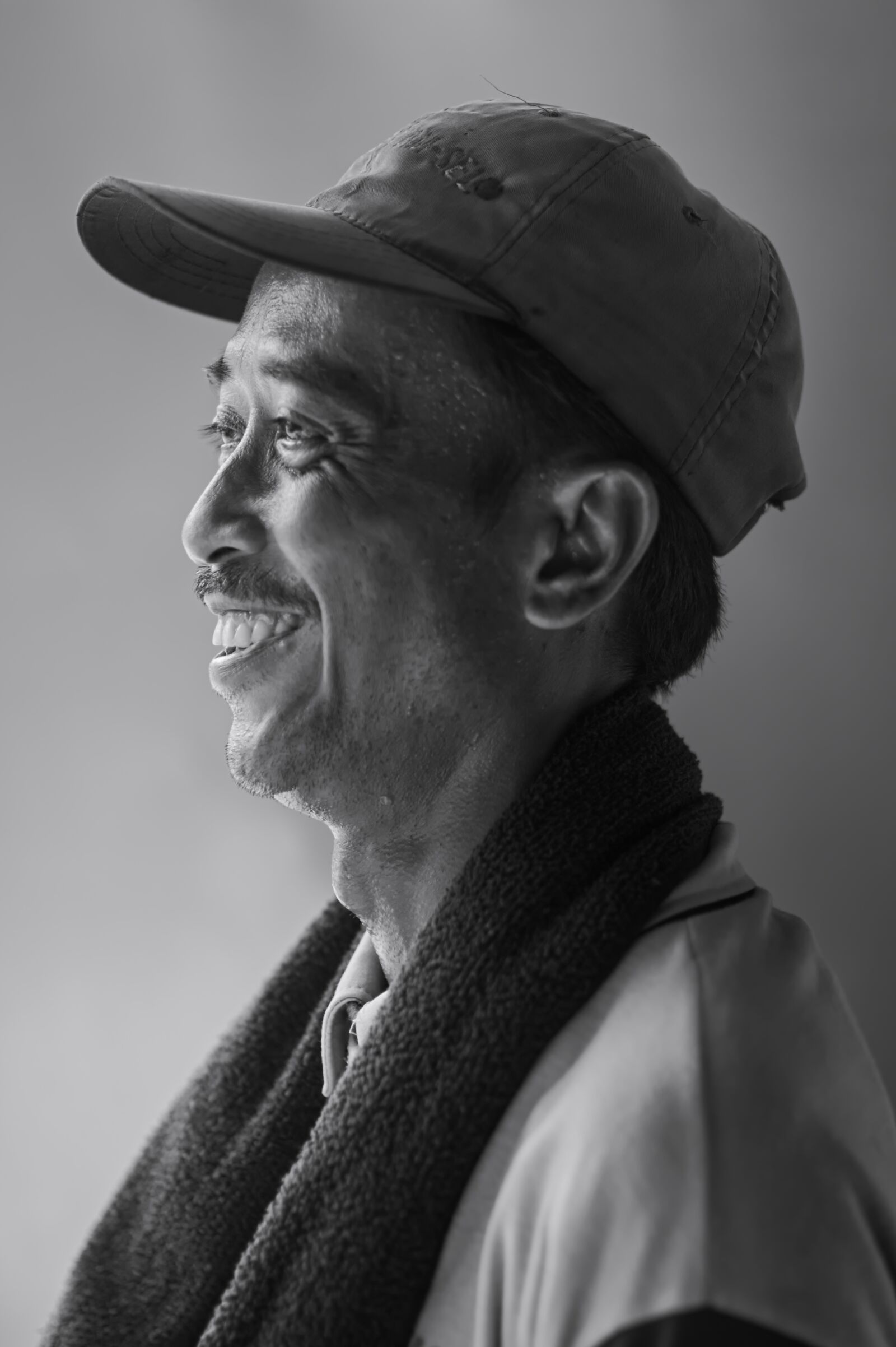 Nikon D500 sample photo. Adult, happy guy, worker photography