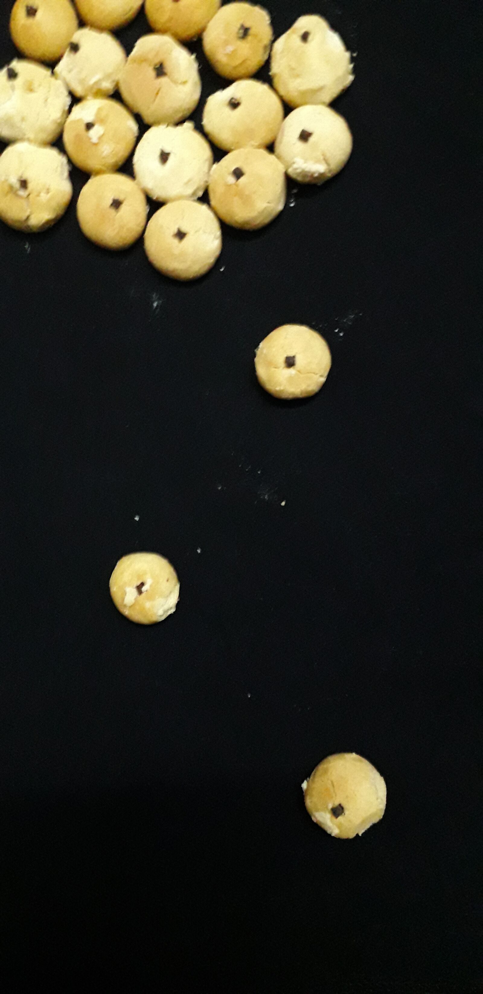 Samsung Galaxy J6 sample photo. Food, black, sweet photography
